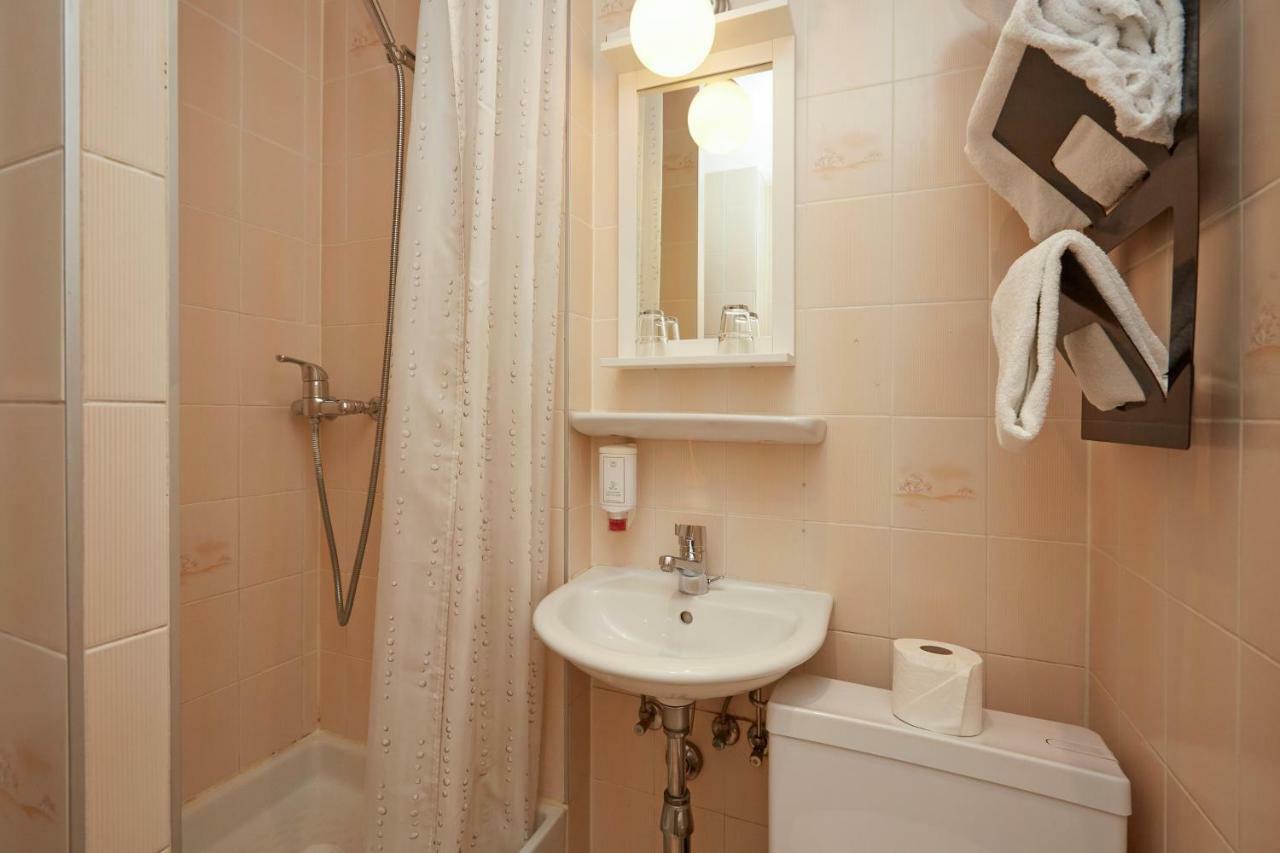 Hotel Central Ženeva Pokoj fotografie